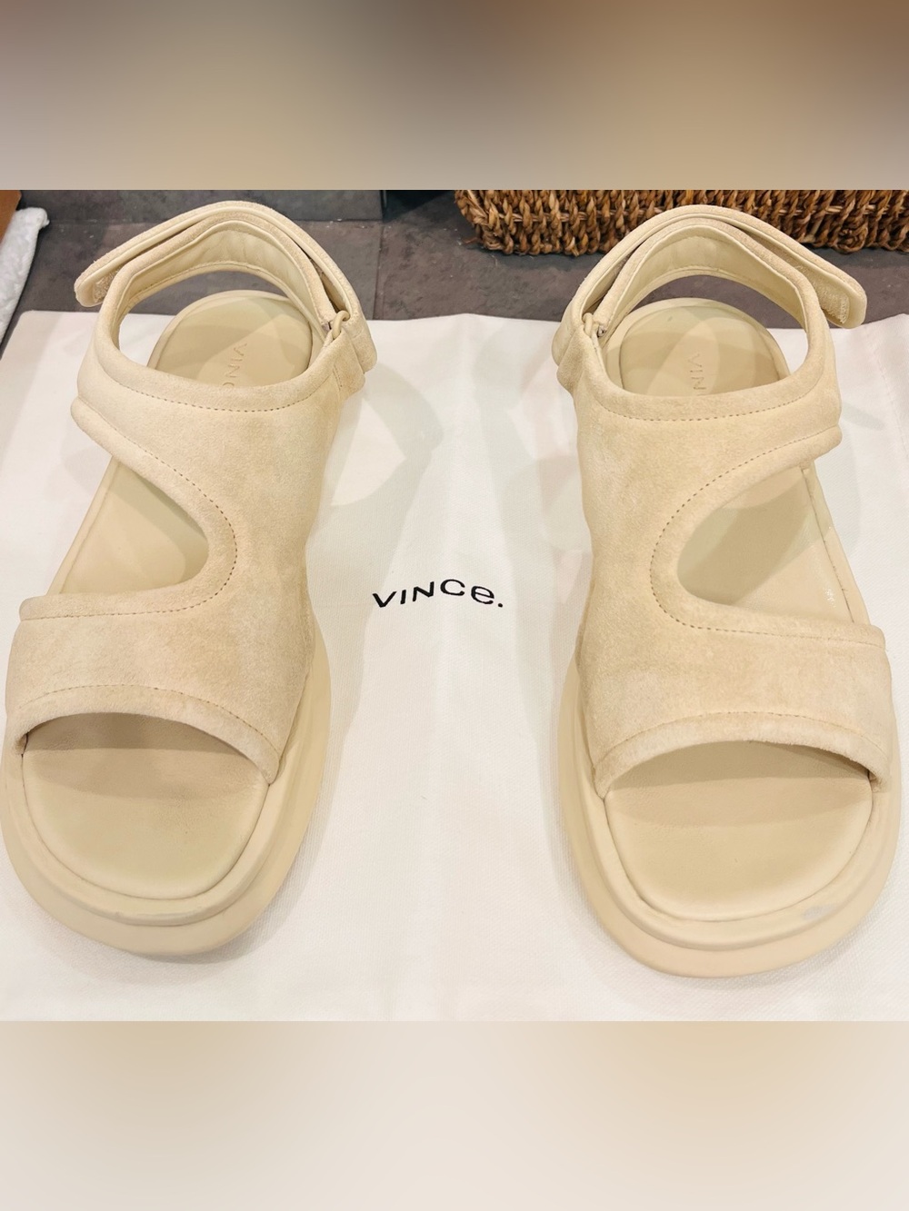 Vince Fresca Moonlight Suede Strappy Sandal 6M